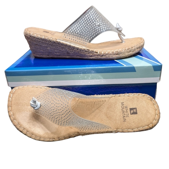 White Mountain Clear Beach Wedge Thong Sandals Silver Rhinestone Embellished 9.5 - Picture 1 of 9